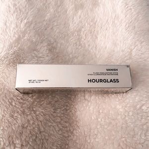 Hourglass Vanish Stick in “ rose gold flash “